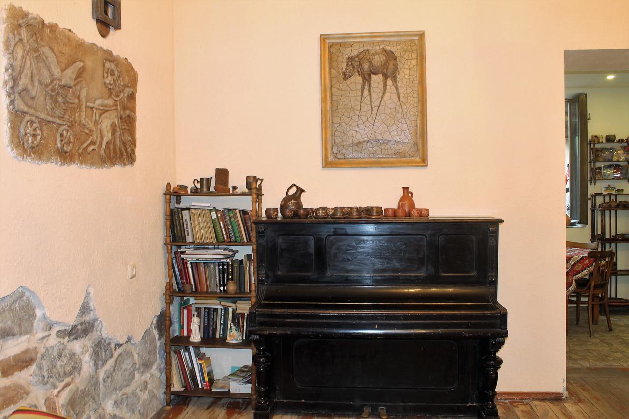 Master'S House Dayan Hotel Yerevan Luaran gambar